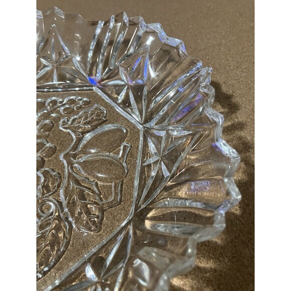 Embossed Fruit Bowl or Centerpiece 11x2' Dish, Antique MCM Federal Glass Co. - Picture 6 of 16